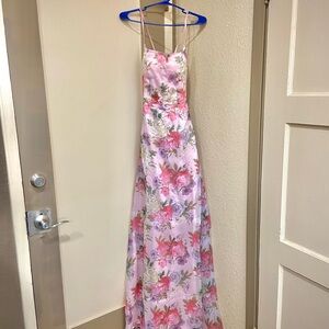 Chic Floral Maxi Dress in Pink and White